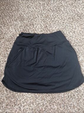Black Activewear Skirt with Zip Pocket